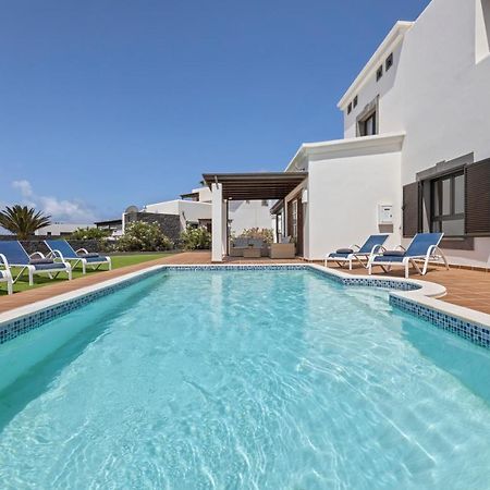 Villa Alana - Vacaciones Y Relax Playa Blanca  Exteriör bild